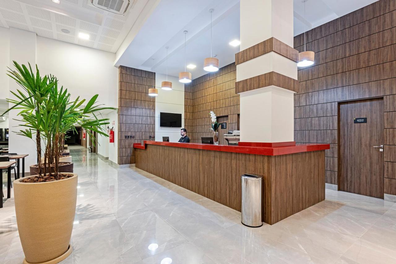 Slim Guarapuava Hotel Eksteriør billede