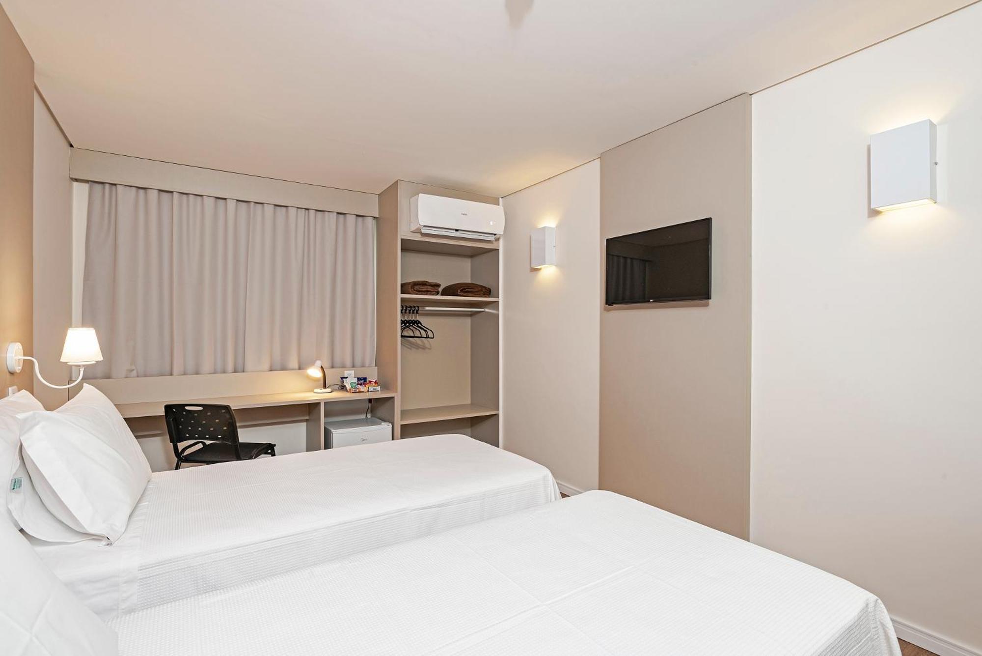 Slim Guarapuava Hotel Eksteriør billede